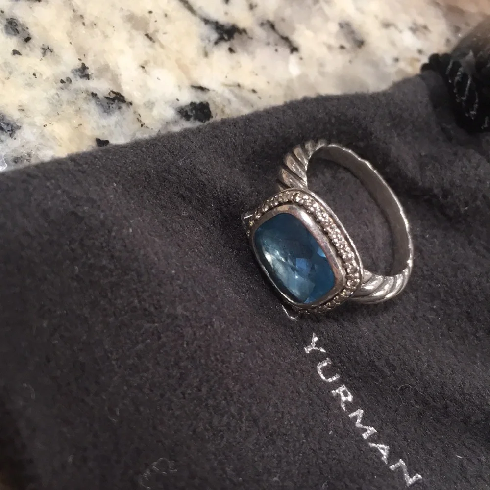 Gorgeous Authentic David Yurman ring - Picture 2 of 4